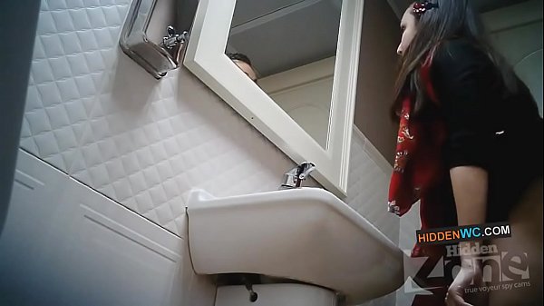 Fakantsary miafina ao amin'ny trano fivoahana ho an'ny vehivavy (1)